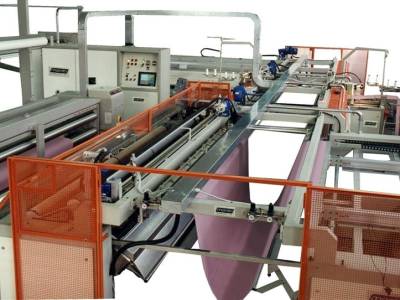 montimac-automazione-cucitura-coperte-1