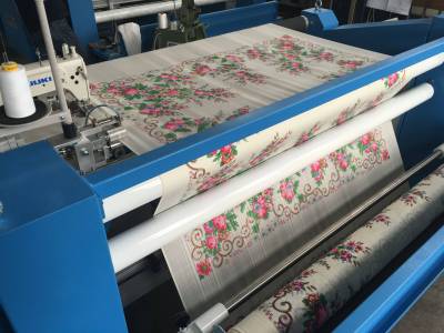 montimac-automazione-cucitura-foulard-3
